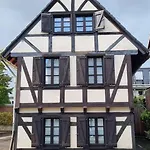 Altes Romantisches Fachwerkhaus In Rheinnaehe Auch Fuer Workation Geeignet * Colónia