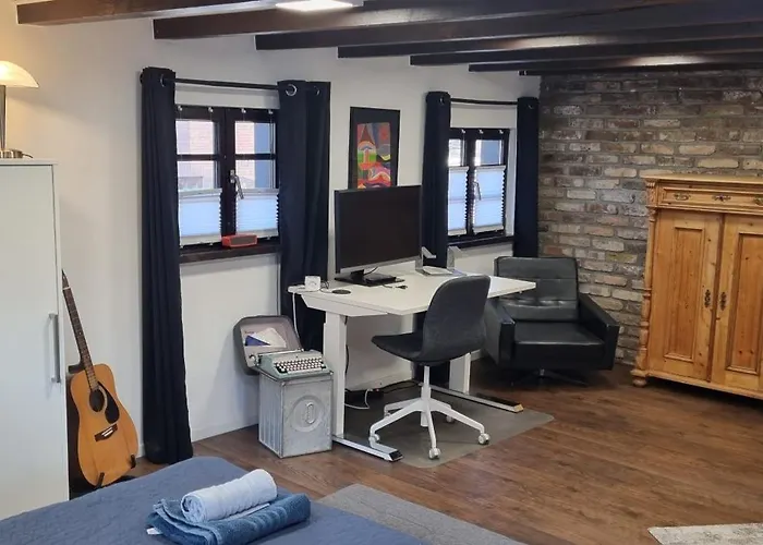 Altes Romantisches Fachwerkhaus In Rheinnaehe Auch Fuer Workation Geeignet * Köln