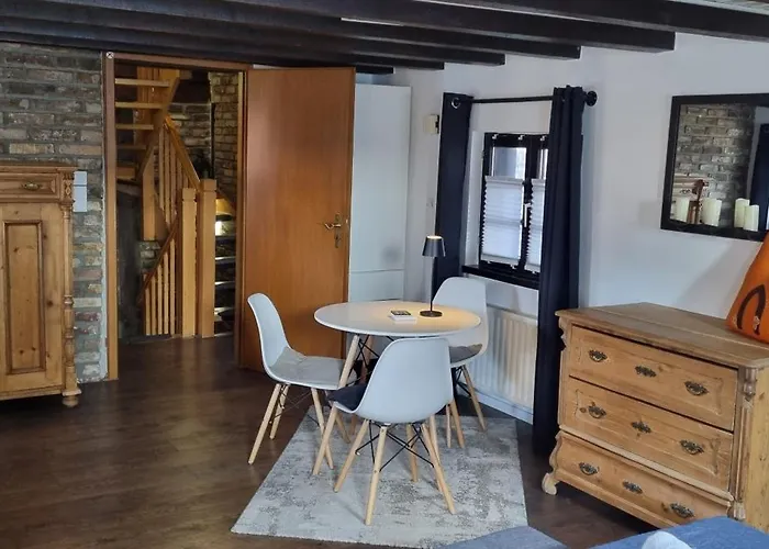 Сasa de vacaciones Altes Romantisches Fachwerkhaus In Rheinnähe Auch Für Workation Geeignet Colonia